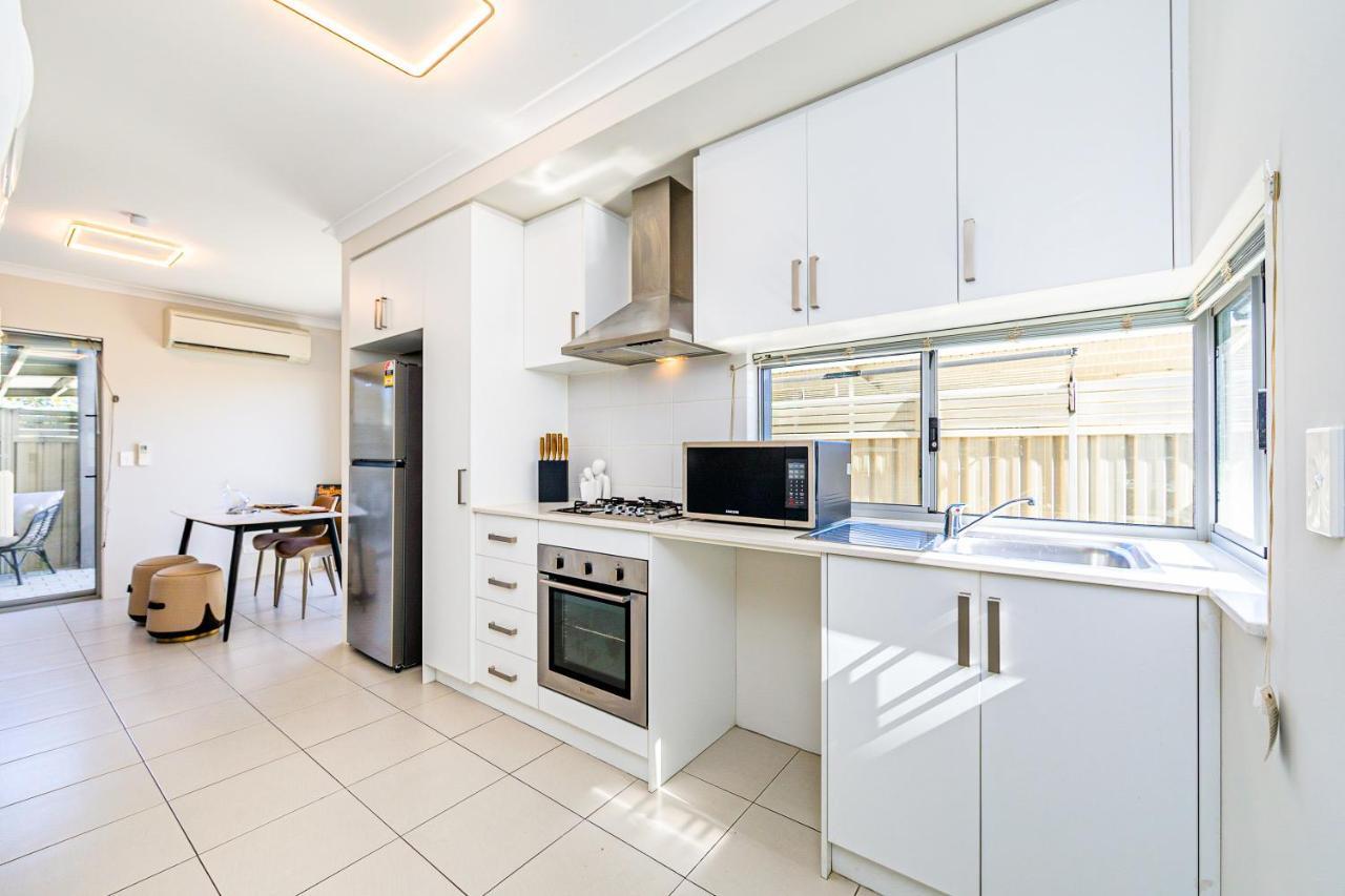 Middle Swan Swan Valley Serviced Apartments מראה חיצוני תמונה